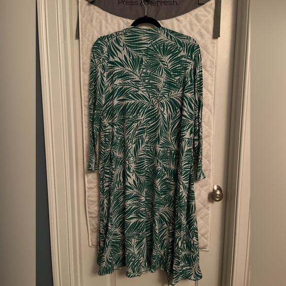 Like New Lularoe Sarah Duster Cardigan - Picture 3 of 5